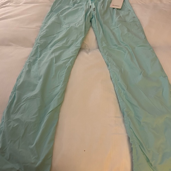 Lululemon pants - Picture 5 of 6
